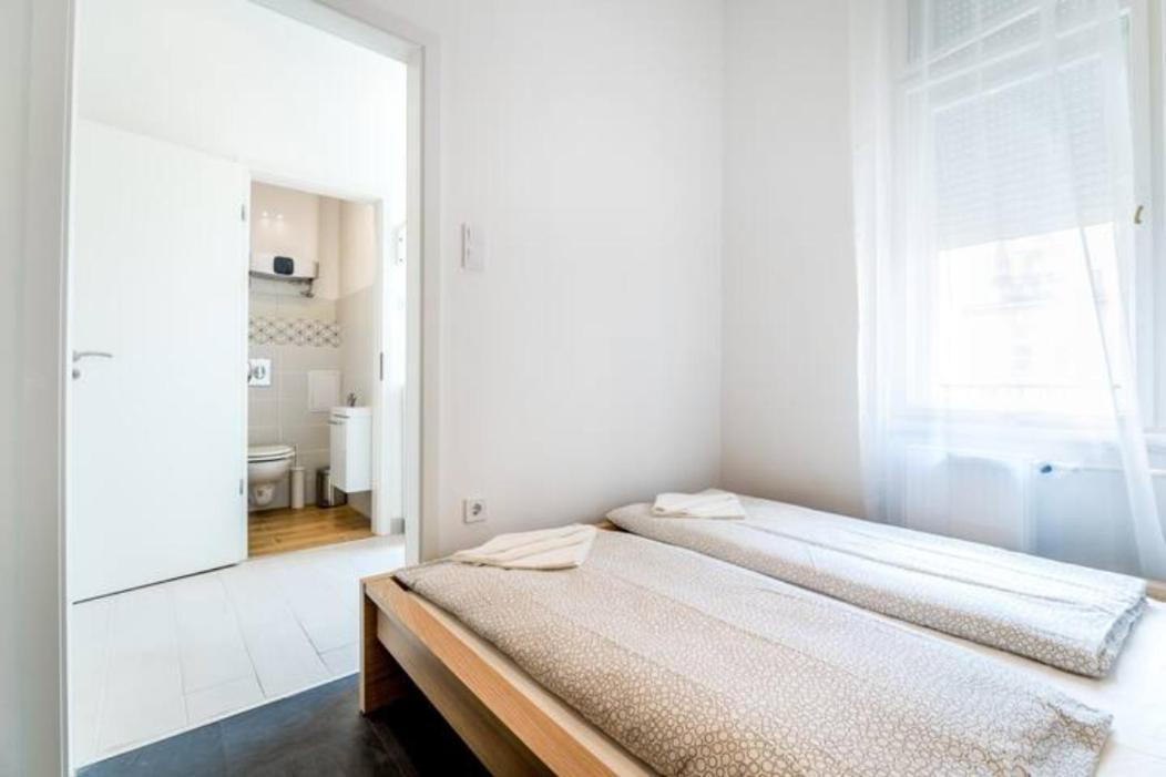 Hi-Bp Sunny Home Apartments In The Heart Of 부다페스트 외부 사진