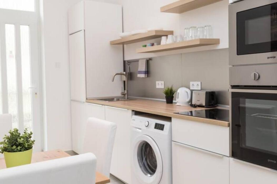Hi-Bp Sunny Home Apartments In The Heart Of 부다페스트 외부 사진