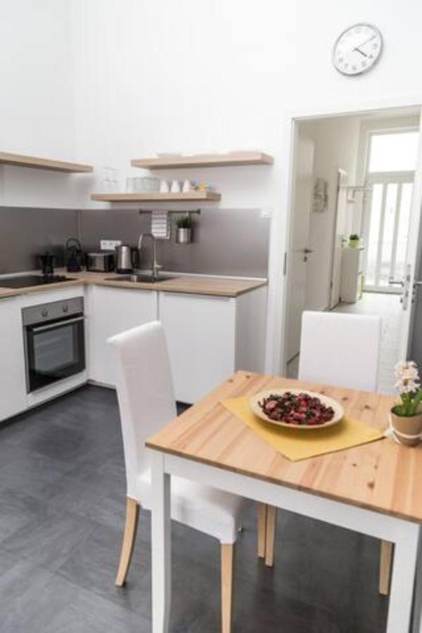 Hi-Bp Sunny Home Apartments In The Heart Of 부다페스트 외부 사진